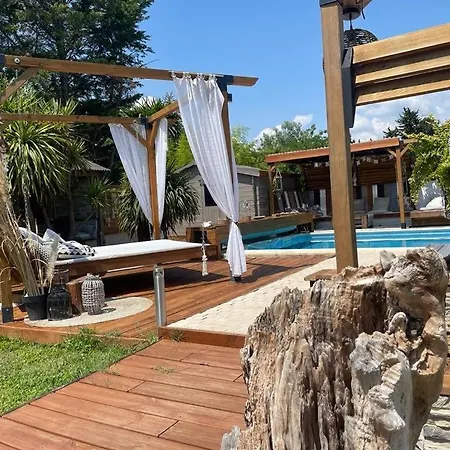 Дом отдыха Terrace Swimming Pool Quiet Expo Park Могио